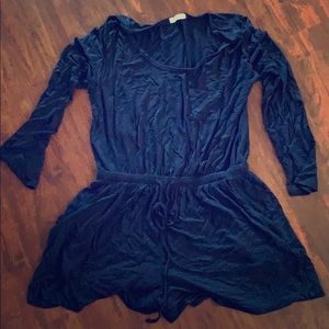 Short romper size large